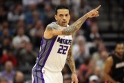 开云体育官网-巴爷：NBA很多年轻人吸食大麻&amp;amp;我也吸过 后来NBA高层让我教育他们