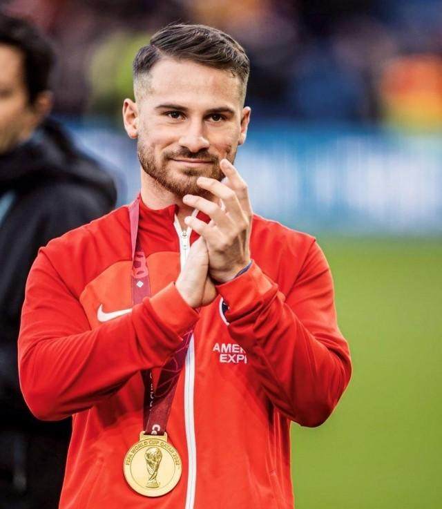 1675634317033003188.jpg 麦卡利斯特.jpg